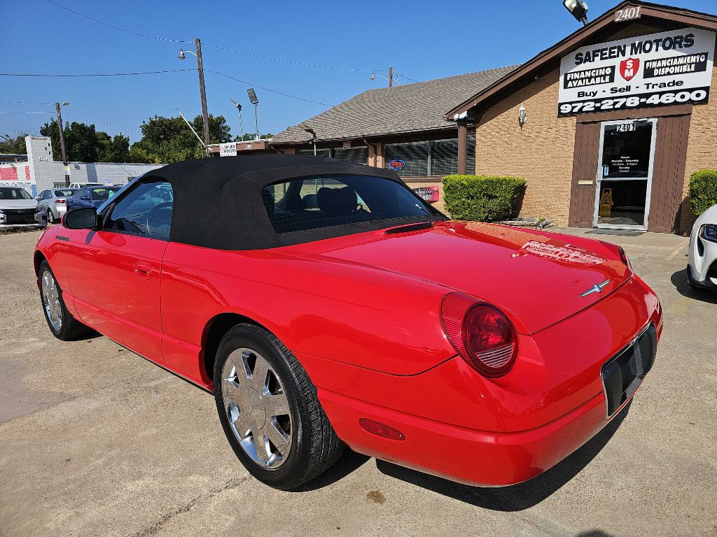 2002 Ford Thunderbird Image 3