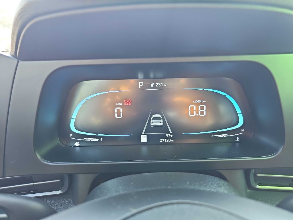 2025 Hyundai Elantra Image 23