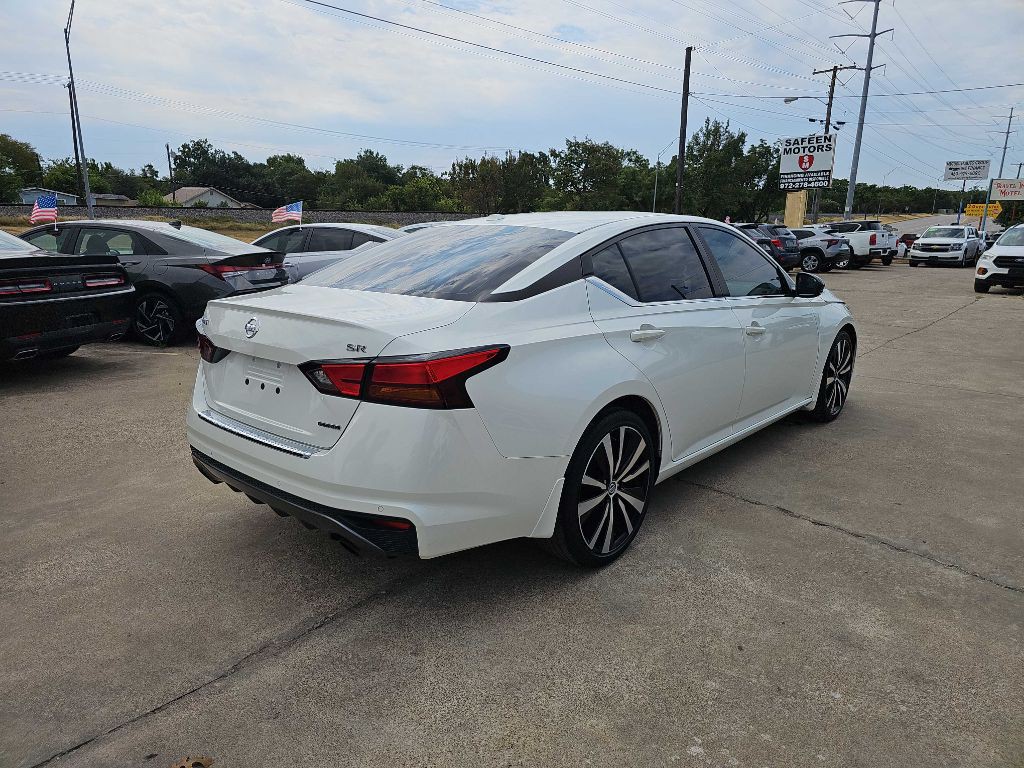 2022 Nissan Altima Image 3