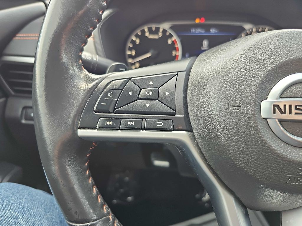 2022 Nissan Altima Image 24