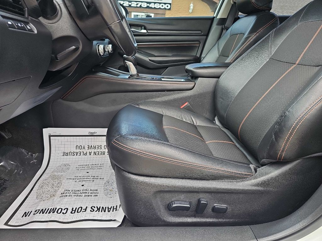 2022 Nissan Altima Image 48