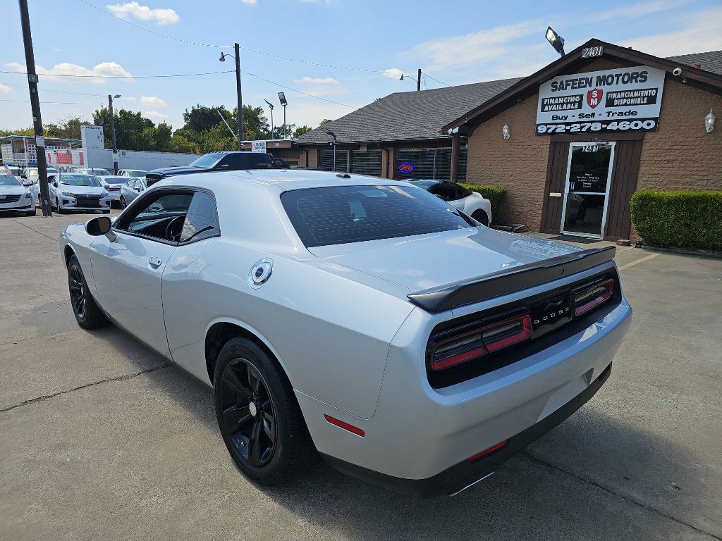 2023 Dodge Challenger Image 4