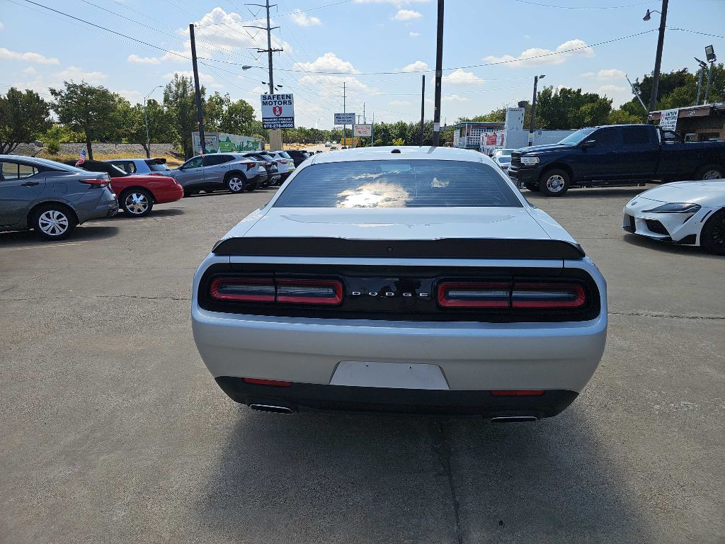 2023 Dodge Challenger Image 6