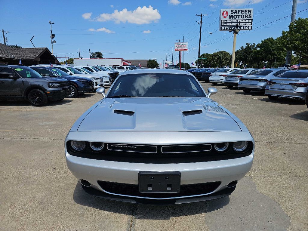 2023 Dodge Challenger Image 8