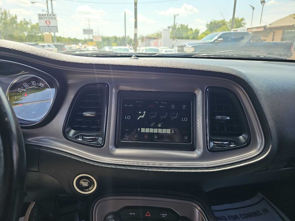 2023 Dodge Challenger Image 21