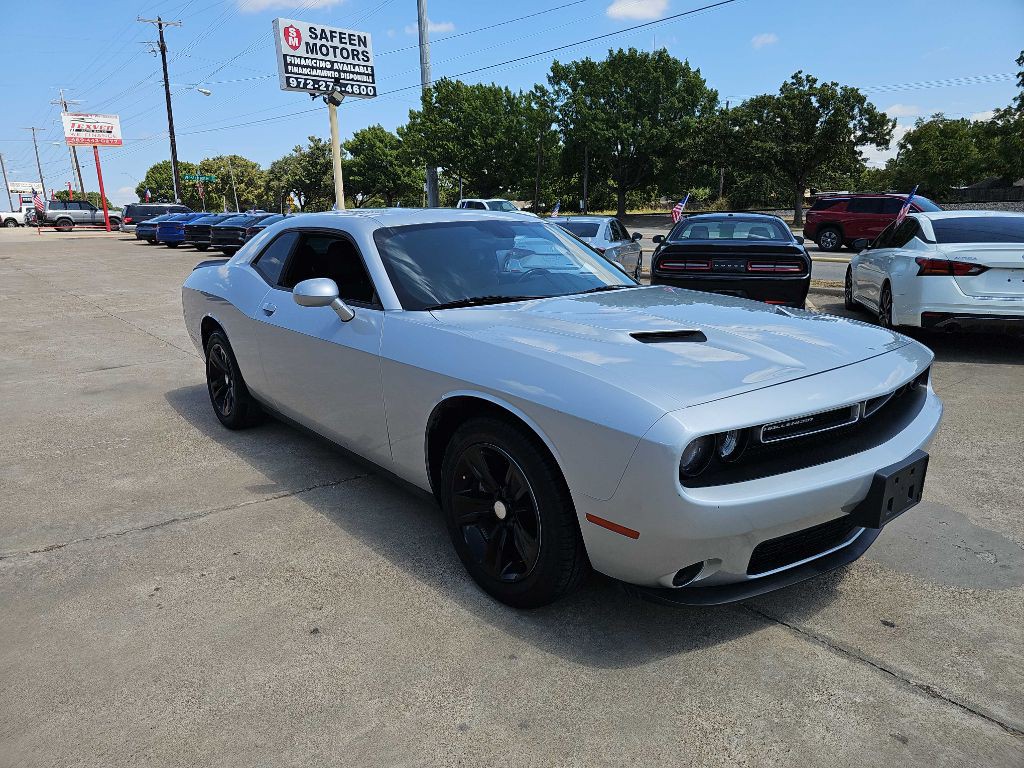 2023 Dodge Challenger Image 1