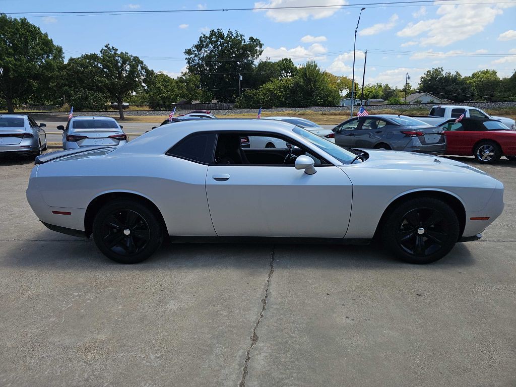 2023 Dodge Challenger Image 2