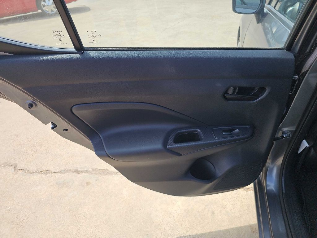 2025 Nissan Versa Image 14