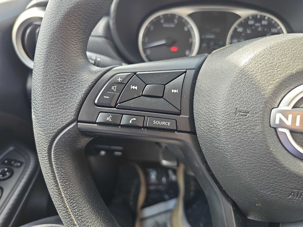 2025 Nissan Versa Image 23