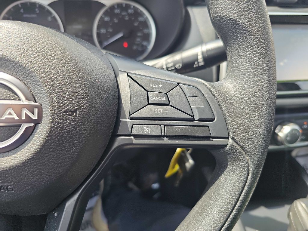 2025 Nissan Versa Image 24