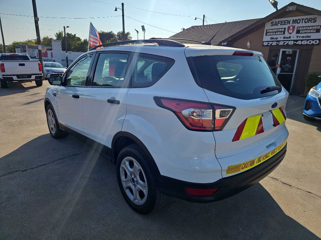 2017 Ford Escape Image 3