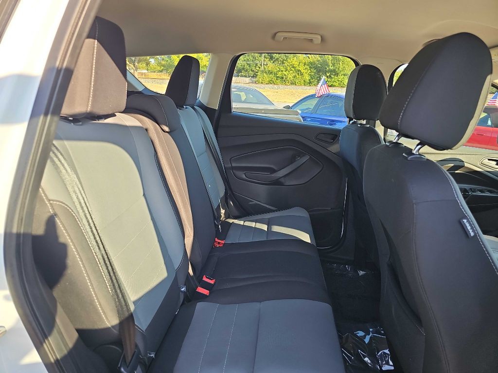 2017 Ford Escape Image 18