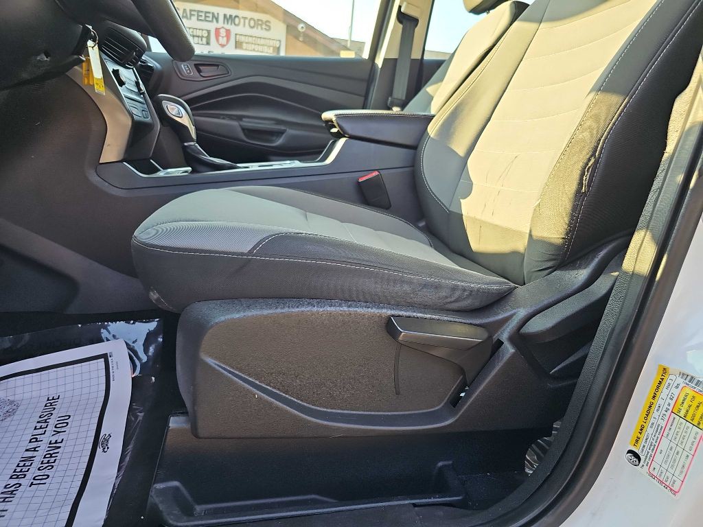 2017 Ford Escape Image 21