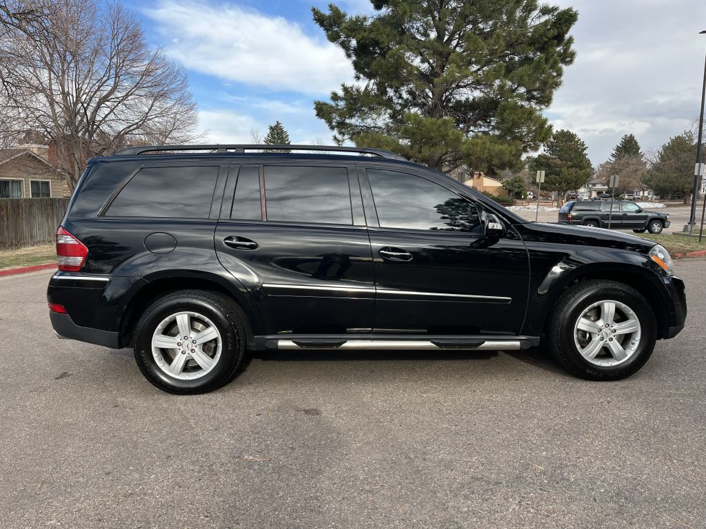 2007 Mercedes-Benz GL-Class Image 2