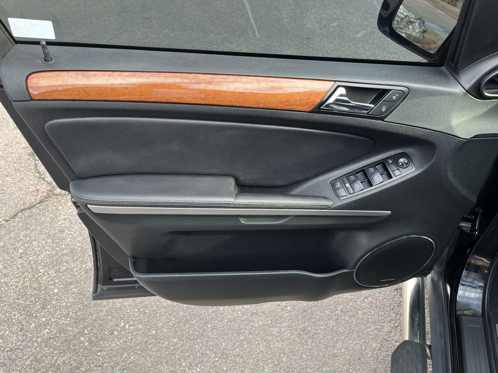 2007 Mercedes-Benz GL-Class Image 9