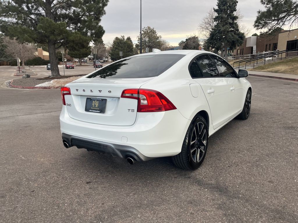 2017 Volvo S60 Image 7
