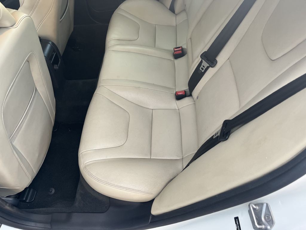 2017 Volvo S60 Image 15