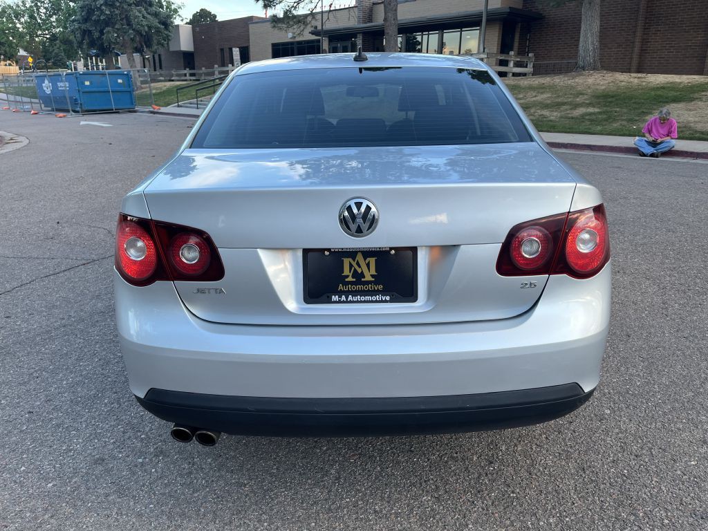 2009 Volkswagen Jetta Image 4