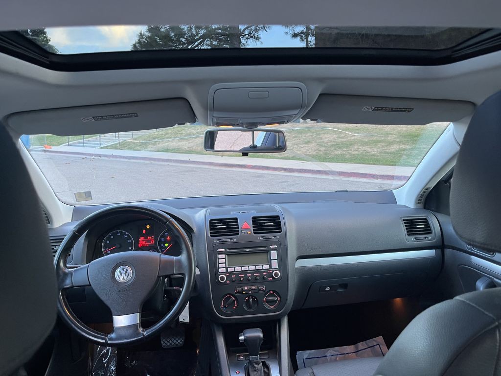 2009 Volkswagen Jetta Image 16