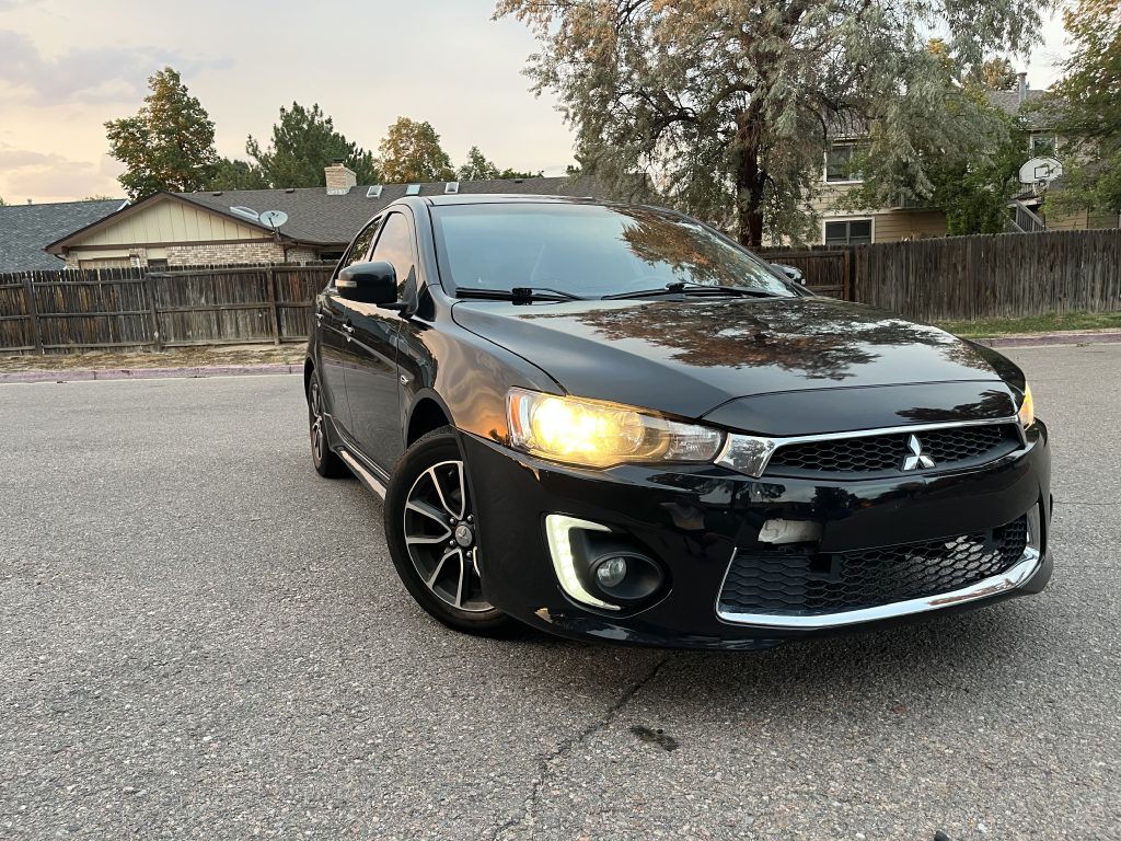 2017 Mitsubishi Lancer Image 1