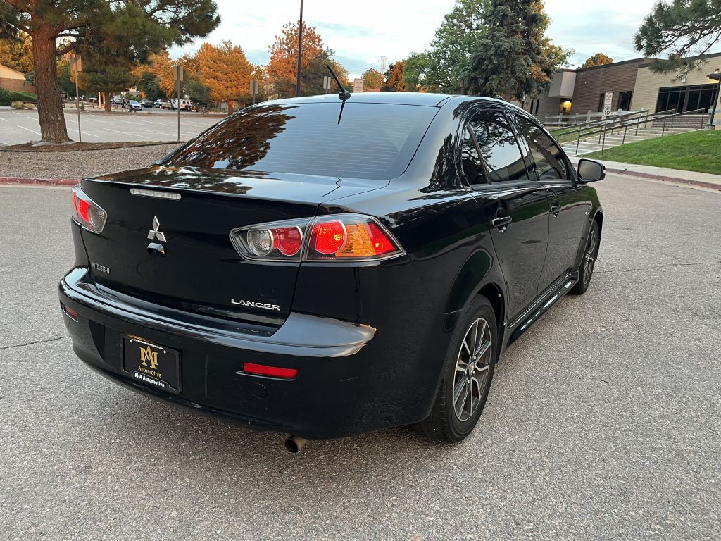 2017 Mitsubishi Lancer Image 3