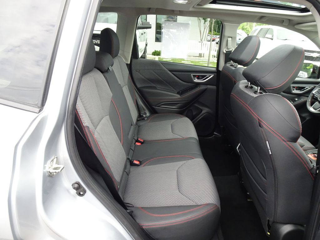 2019 Subaru Forester Image 16