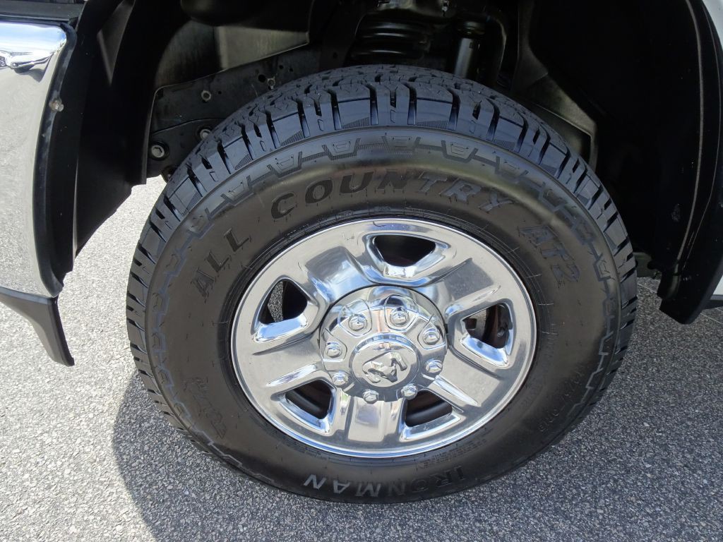 2022 RAM 2500 Image 37