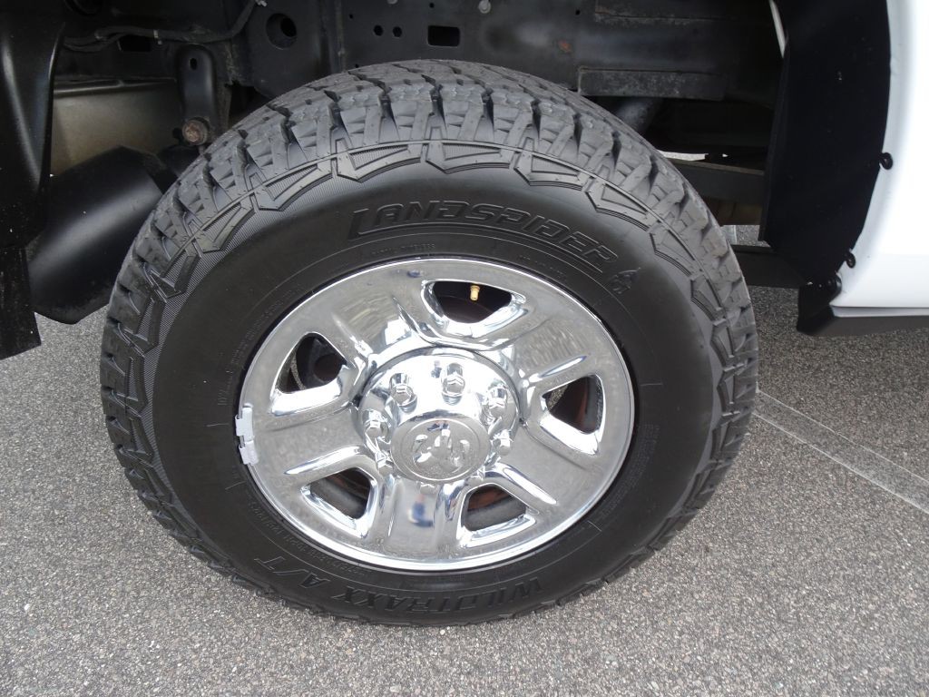 2019 RAM 2500 Image 32