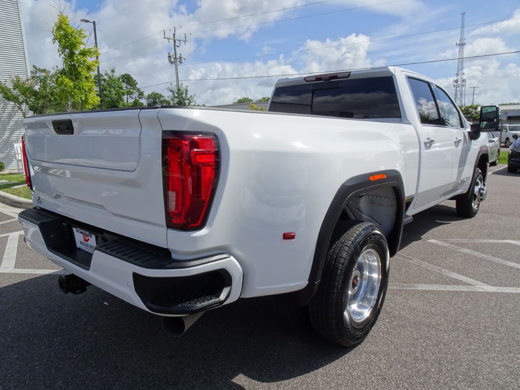 2020 GMC Sierra Image 3
