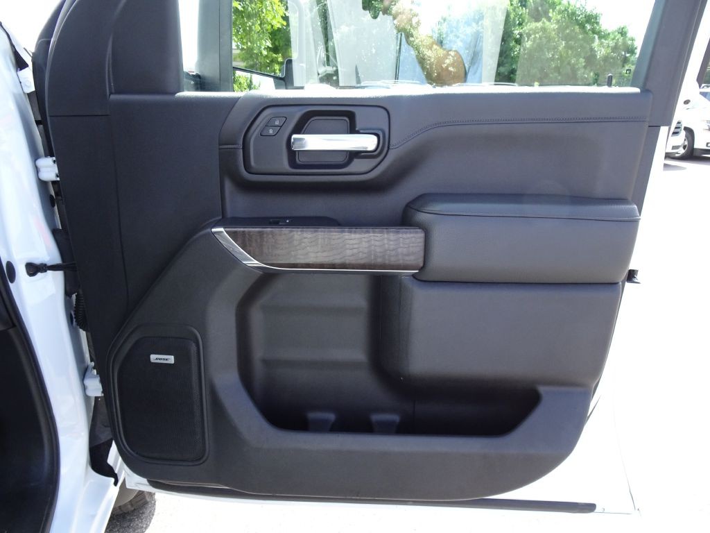 2020 GMC Sierra Image 17