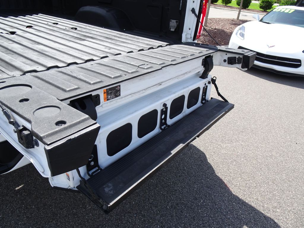 2020 GMC Sierra Image 32