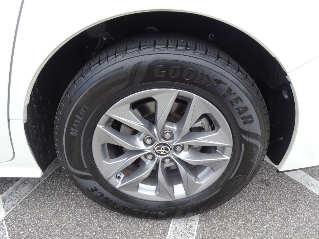 2021 Toyota Sienna Image 36