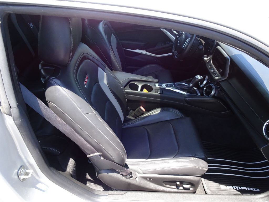2017 Chevrolet Camaro Image 15