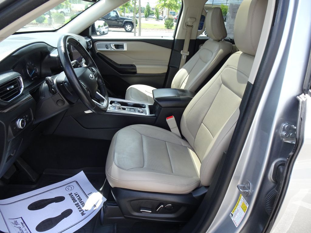 2020 Ford Explorer Image 9