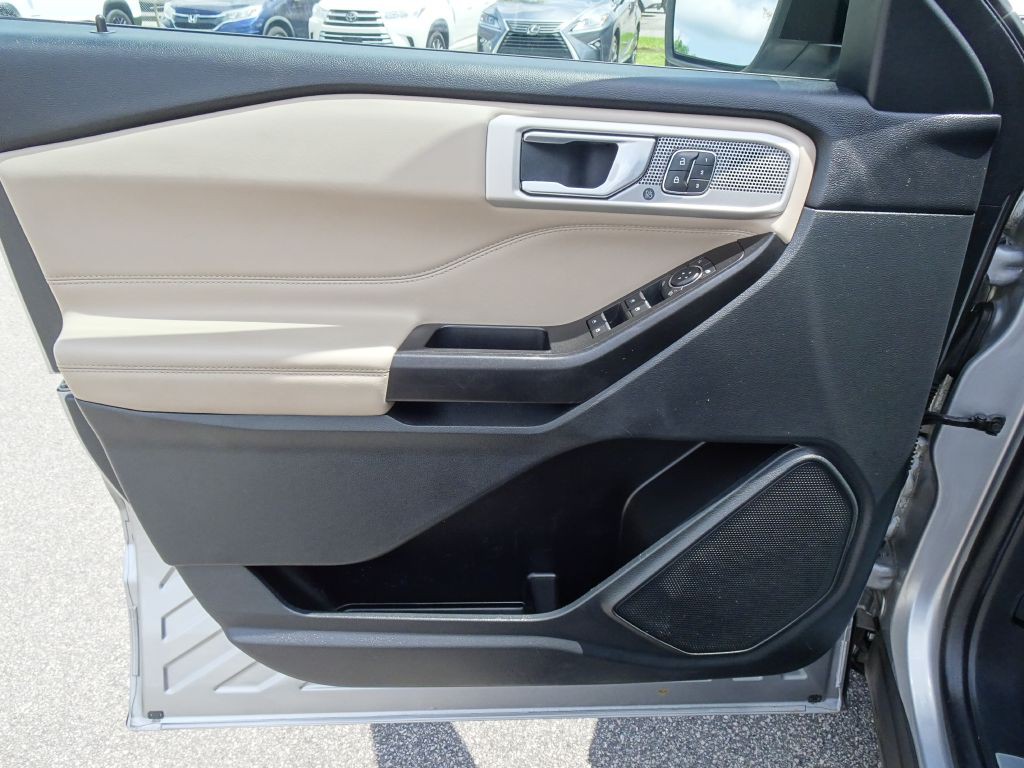 2020 Ford Explorer Image 11