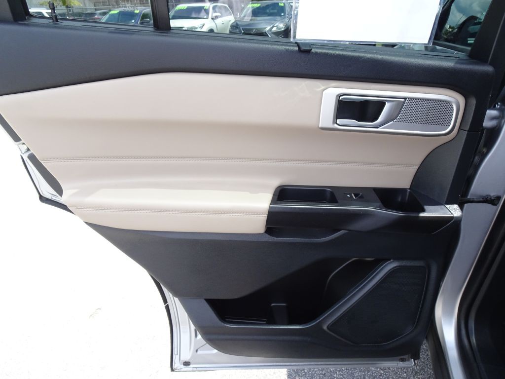 2020 Ford Explorer Image 15