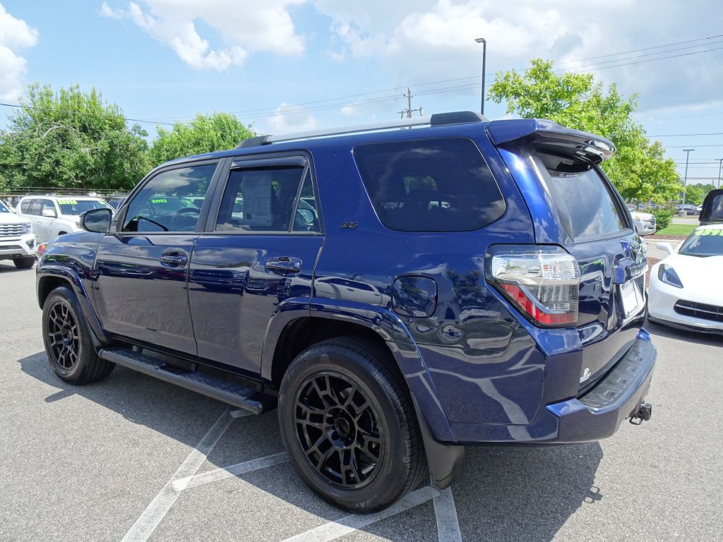 2022 Toyota 4Runner Image 5