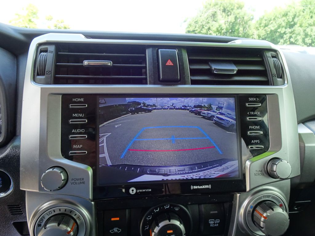 2022 Toyota 4Runner Image 23