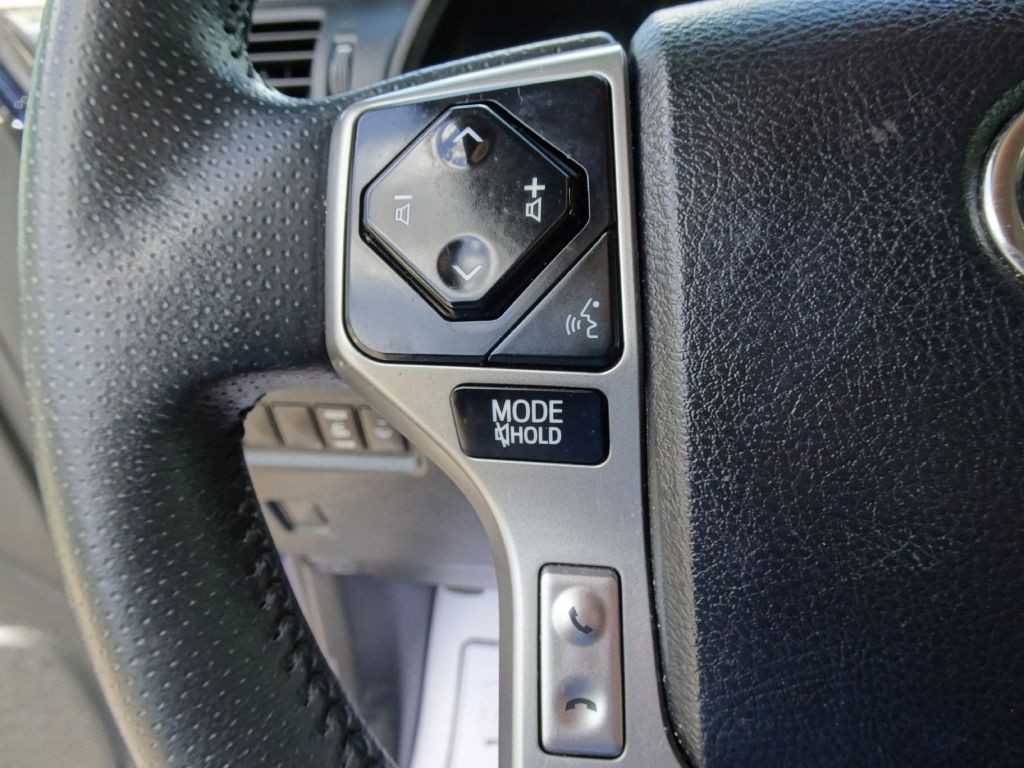 2022 Toyota 4Runner Image 26