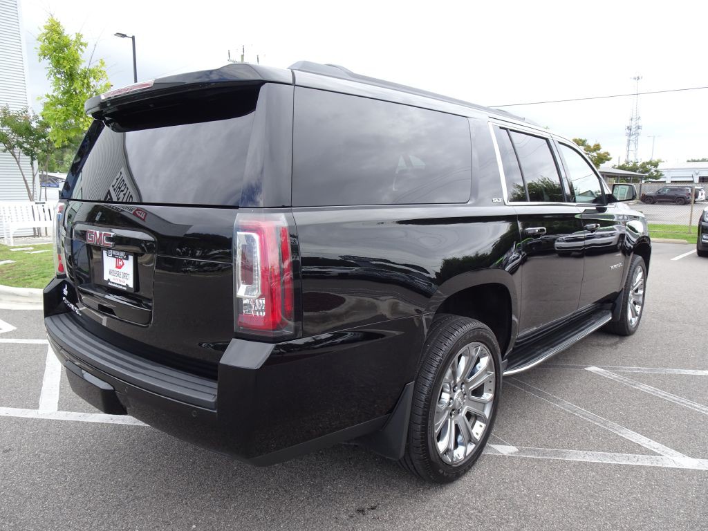 2018 GMC Yukon Image 3