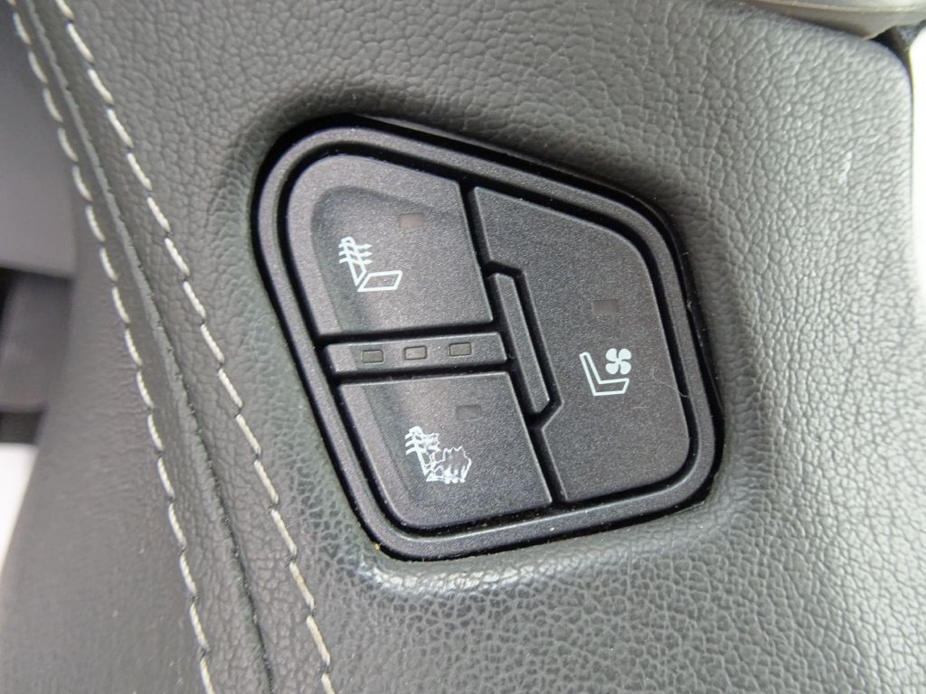 2018 GMC Yukon Image 28