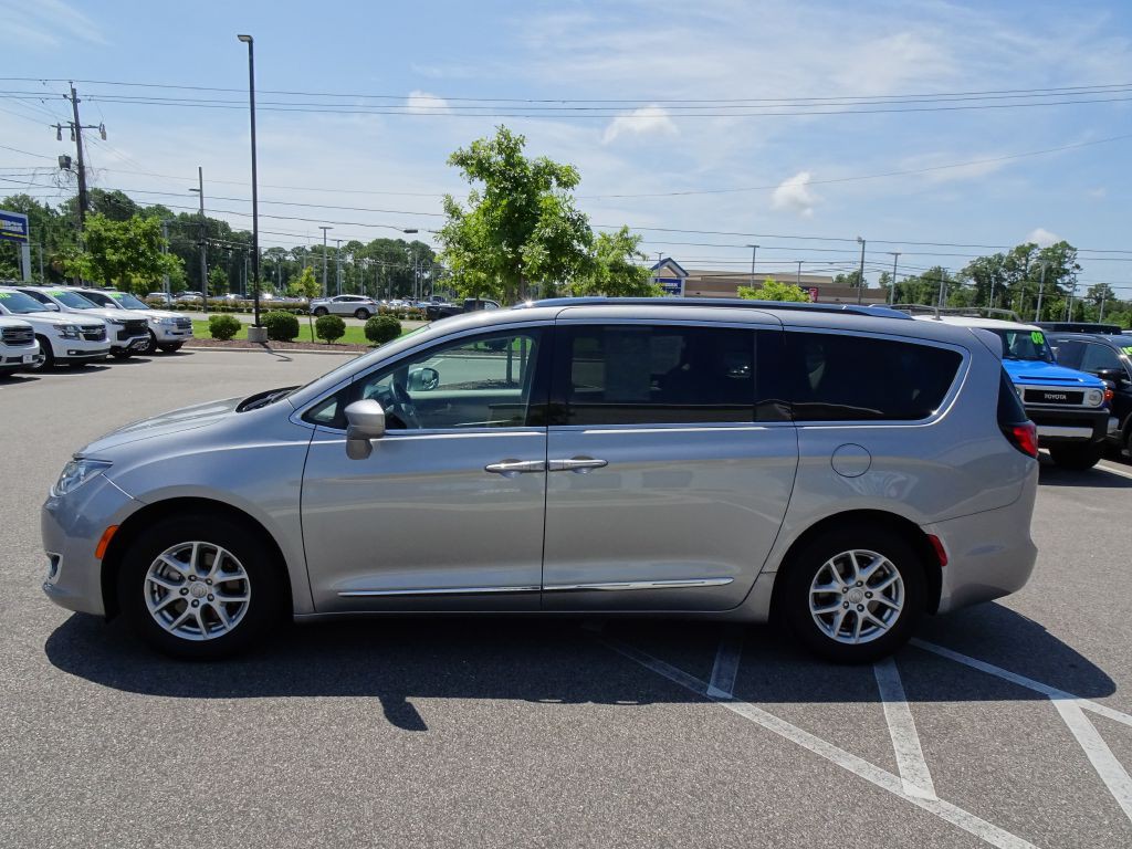 2020 Chrysler Pacifica Image 6