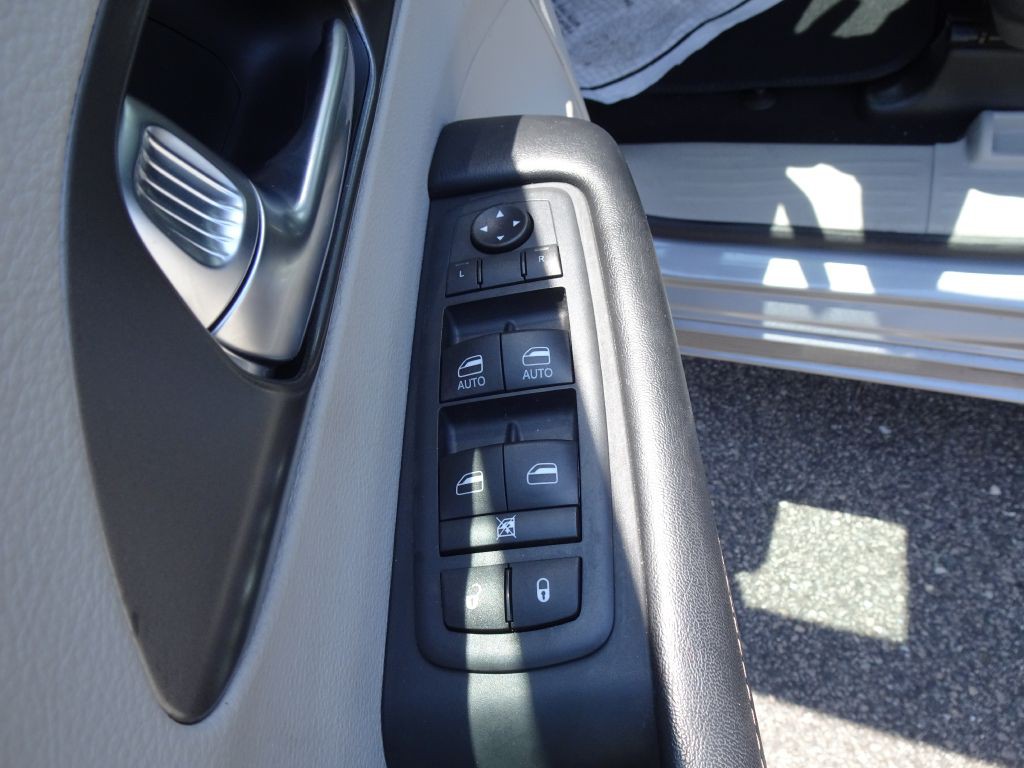 2020 Chrysler Pacifica Image 12