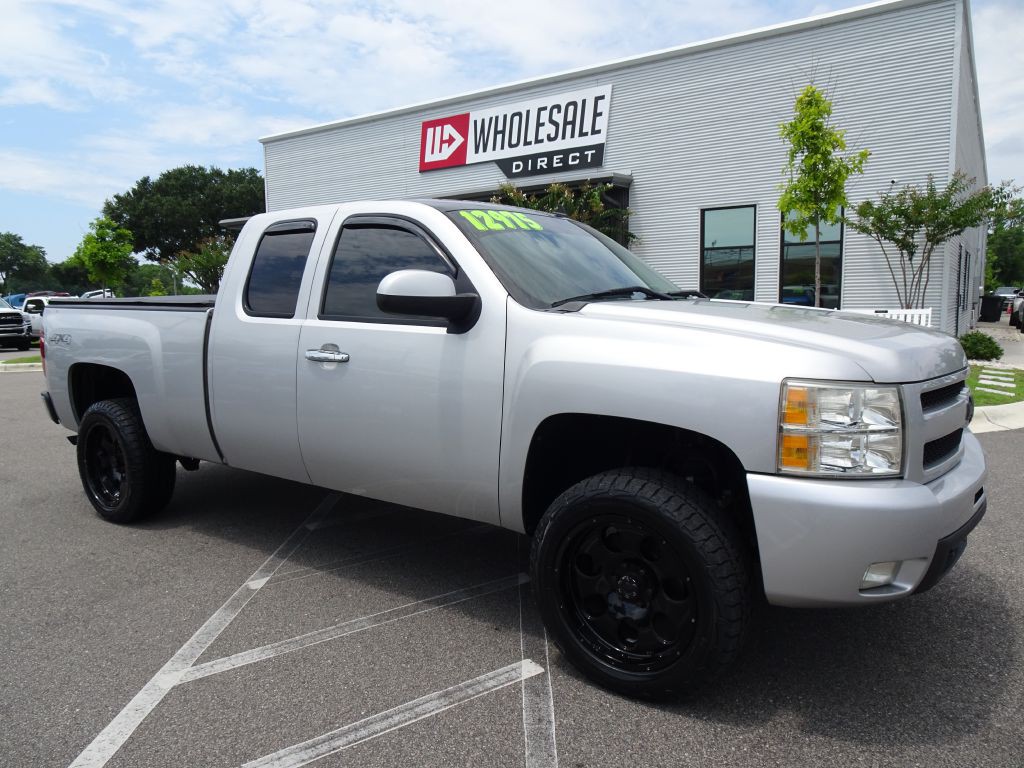 2010 Chevrolet Silverado 1500 Image 1
