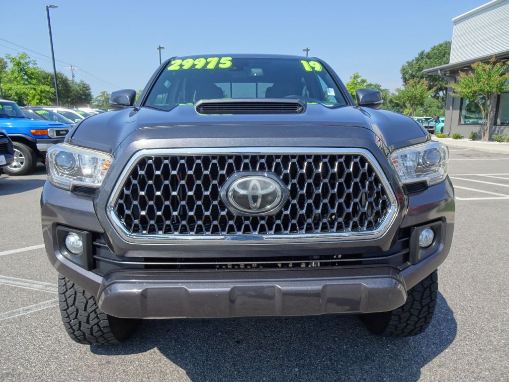 2019 Toyota Tacoma Image 8