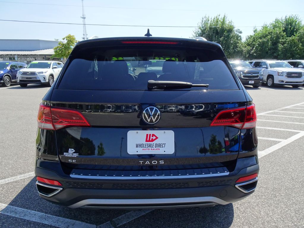 2022 Volkswagen Taos Image 4