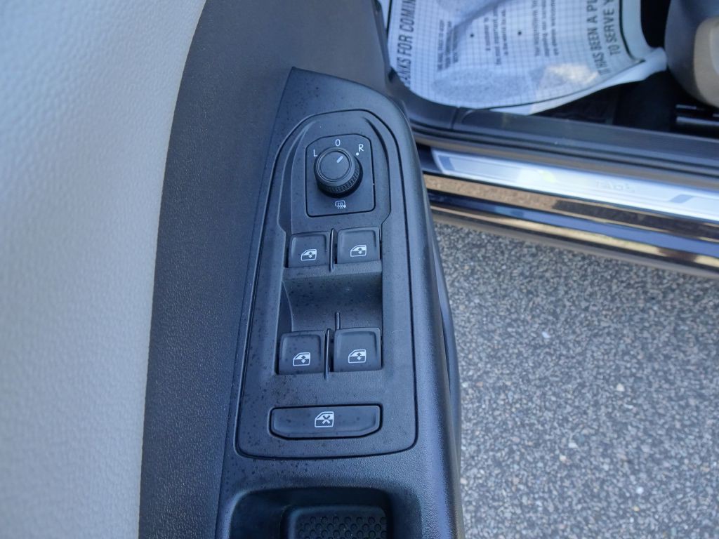 2022 Volkswagen Taos Image 12
