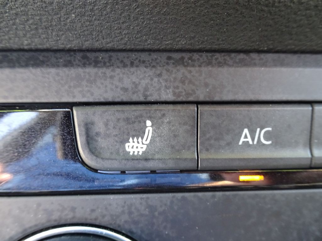 2022 Volkswagen Taos Image 22