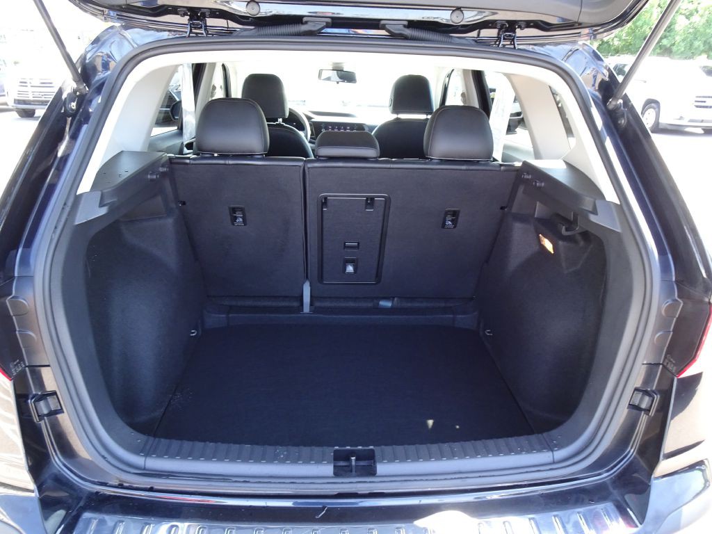 2022 Volkswagen Taos Image 26