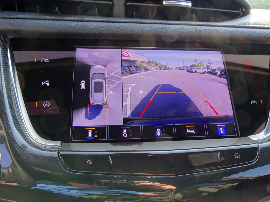 2025 Cadillac XT6 Image 24